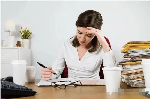 代开发票与虚开发票劳务服务的风险与警示